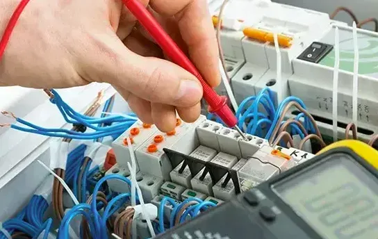 Professional electrician in Chingford